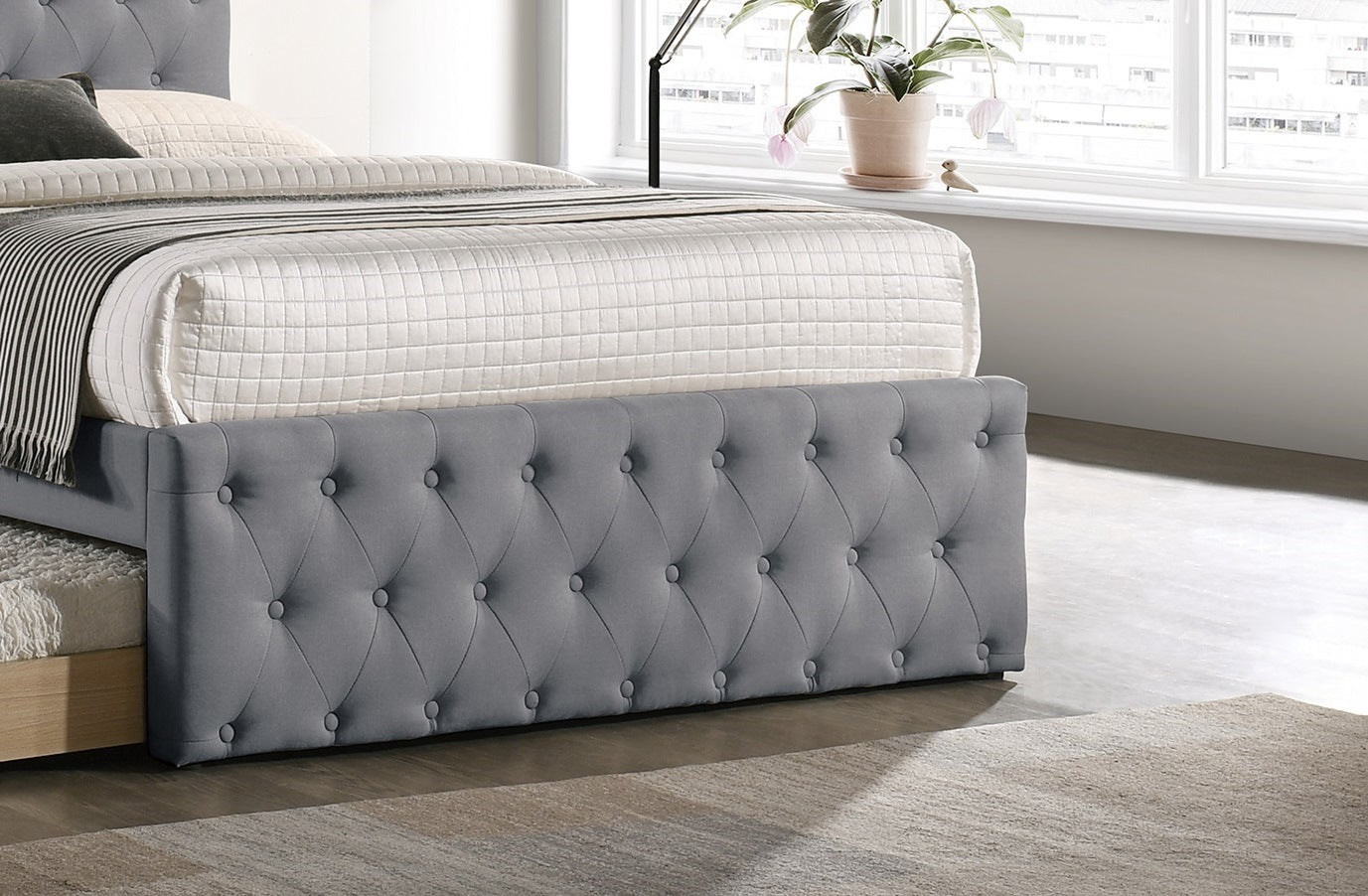 Contemporary Full Size Bed w/ Trundle Slats Light Grey Burlap Upholstered Button Tufted Headboard Footboard Youth Bedroom Furniture wooden Slats 1pc Bed